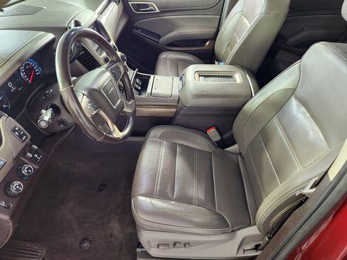 Used 2018 GMC Yukon Denali AWD/4WD image 11