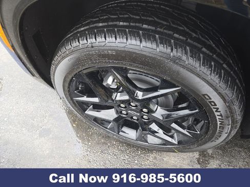 New 2026 Chevrolet Traverse RS w/ LPO, Floor Liner Package AWD/4WD image 37