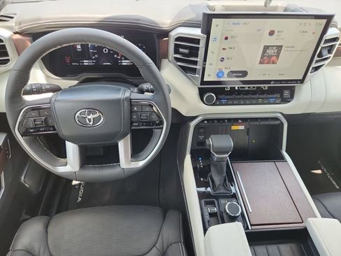 Used 2024 Toyota Sequoia Capstone AWD/4WD image 11