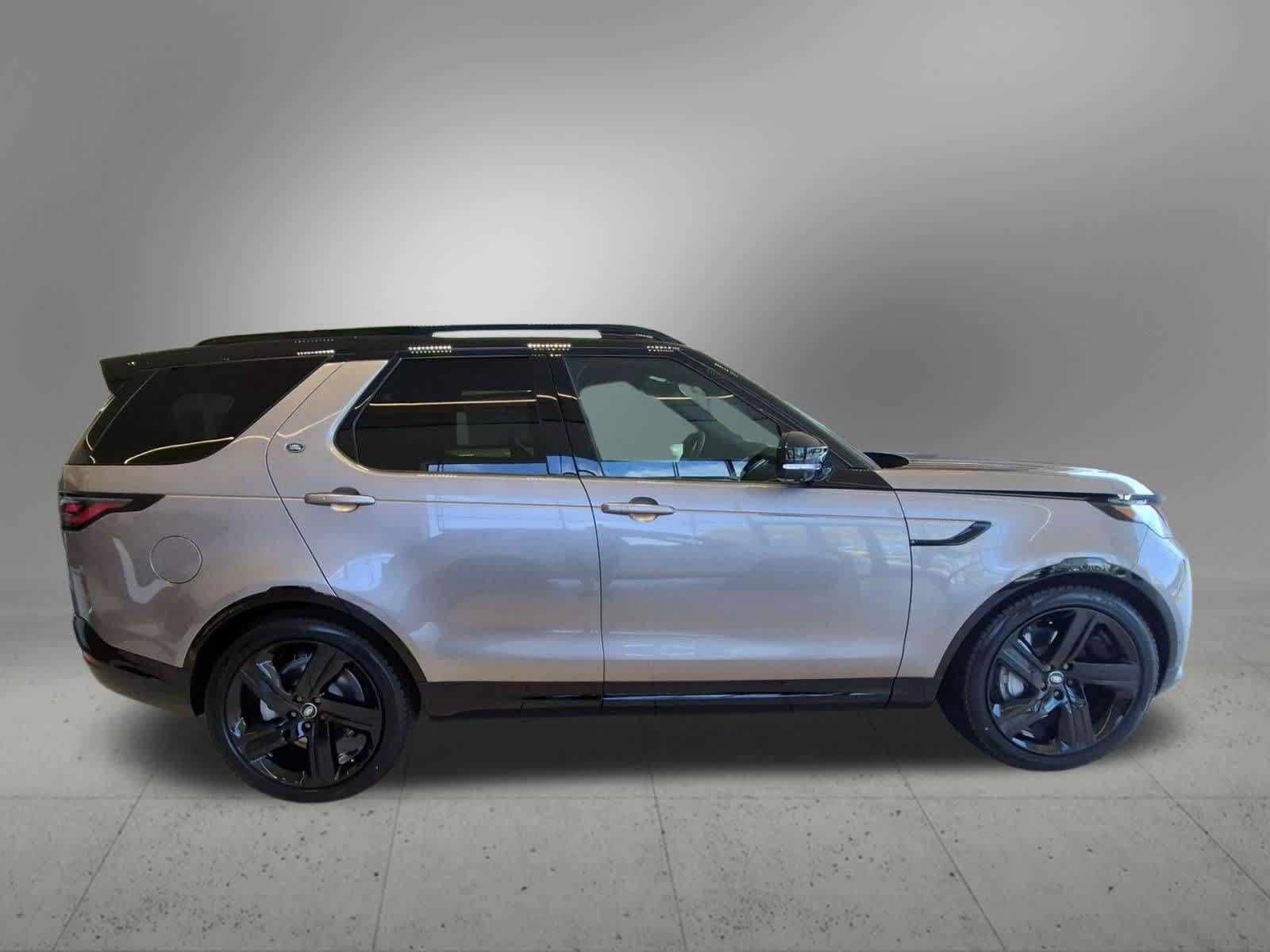 New 2026 Land Rover Discovery Dynamic SE AWD/4WD image 7