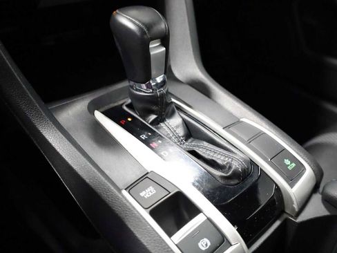 Used 2019 Honda Civic Sport image 26