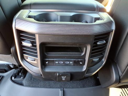 New 2026 RAM 1500 Laramie w/ Sport Appearance Package AWD/4WD image 18