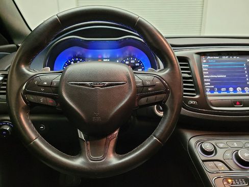 Used 2016 Chrysler 200 S image 22