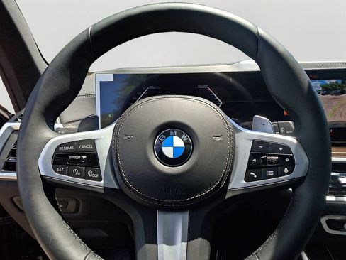 Certified 2025 BMW X5 xDrive40i w/ M Sport Package AWD/4WD image 21