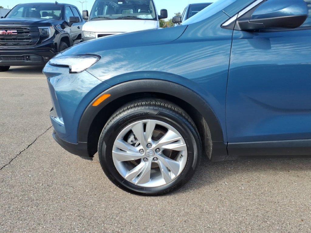 Used 2024 Buick Encore GX Preferred w/ Comfort Package AWD/4WD image 23