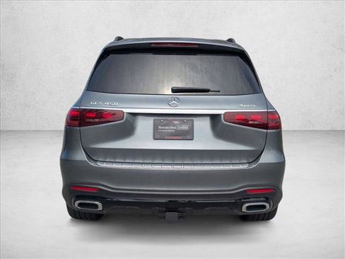 Used 2024 Mercedes-Benz GLS 450 4MATIC image 4