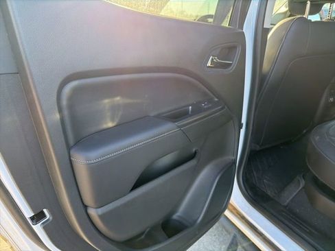 Used 2022 GMC Canyon Elevation w/ Elevation Premium Package image 21