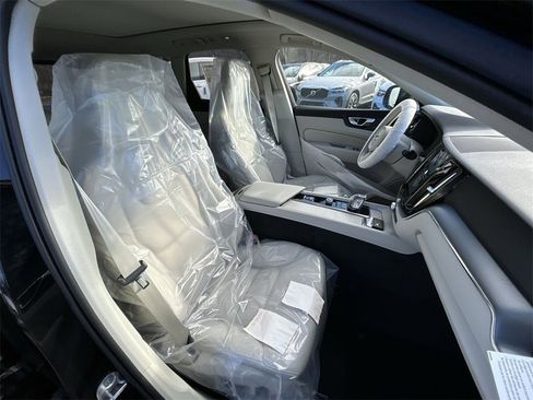 New 2025 Volvo XC60 T8 Plus w/ Climate Package image 15