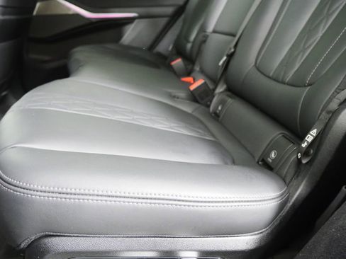 Certified 2023 BMW X7 xDrive40i w/ Premium Package image 15