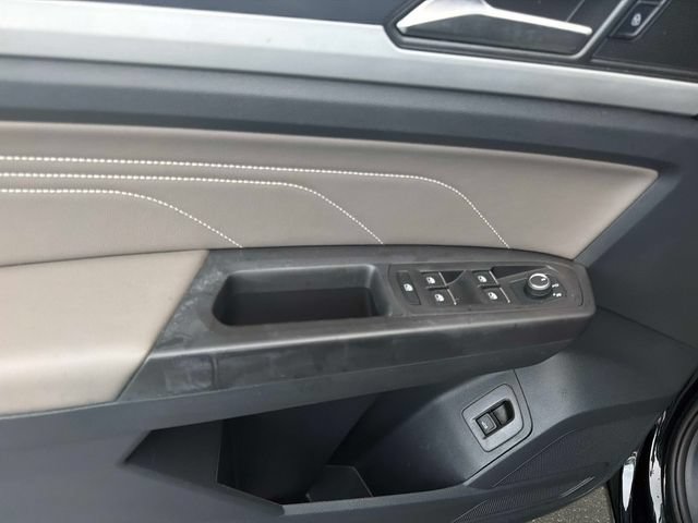 Used 2022 Volkswagen Atlas Cross Sport SEL AWD/4WD image 15
