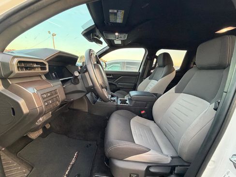 Used 2024 Toyota Tacoma TRD Sport image 8