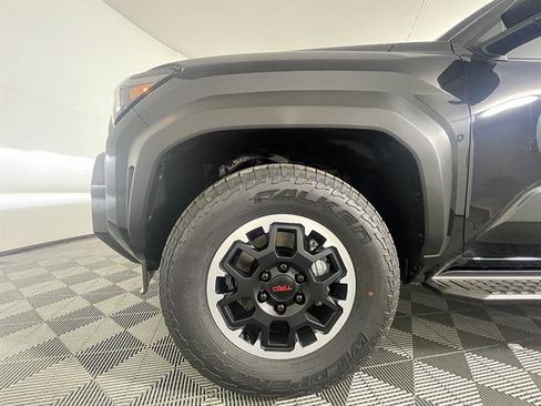 New 2026 Toyota 4Runner TRD Off-Road Premium AWD/4WD image 24