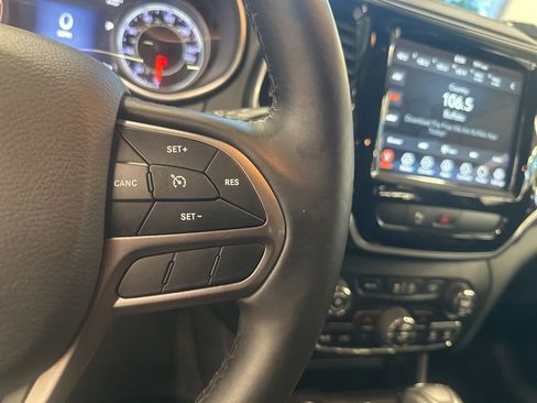 Used 2019 Jeep Cherokee Limited AWD/4WD image 30