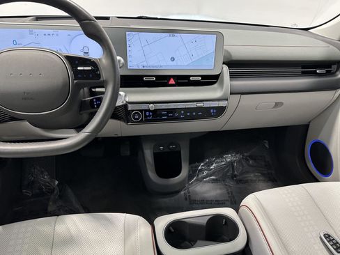 Certified 2024 Hyundai Ioniq 5 Limited image 18