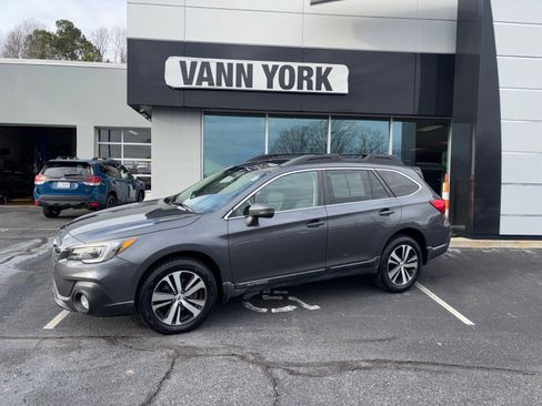 Used 2018 Subaru Outback 2.5i Limited image 54