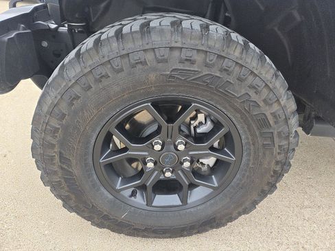 Used 2025 Jeep Wrangler Willys image 46