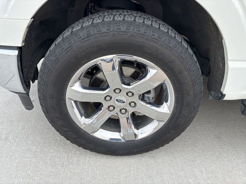 Used 2021 Ford F150 Lariat w/ Equipment Group 502A High image 12