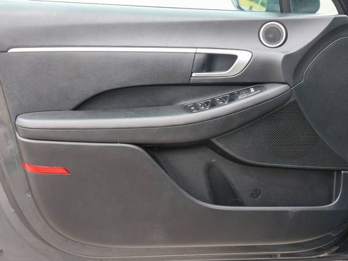 Used 2023 Hyundai Sonata SE FWD image 9