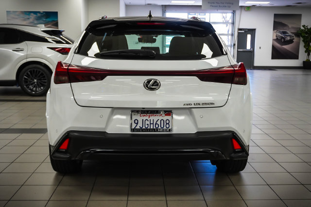 Certified 2024 Lexus UX 250h F Sport AWD/4WD image 7