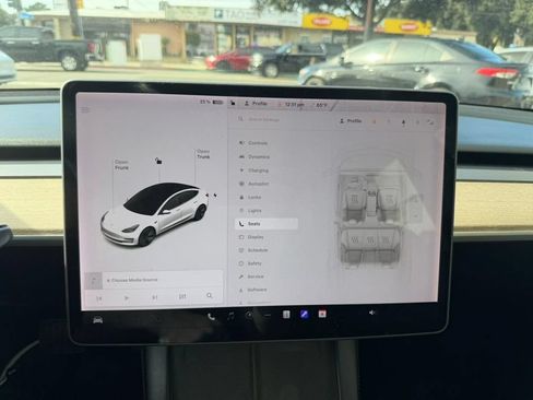 Used 2021 Tesla Model 3 Standard Range Plus RWD image 36