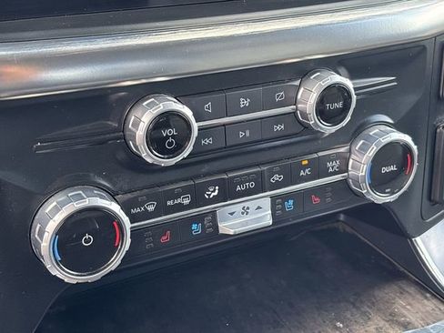 Used 2023 Ford F150 Lariat AWD/4WD image 27