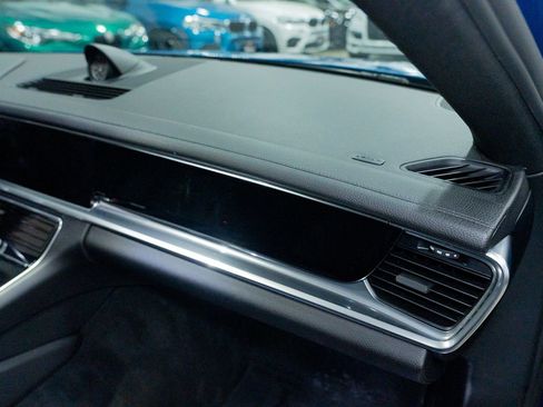 Used 2017 Porsche Panamera 4S AWD/4WD image 35