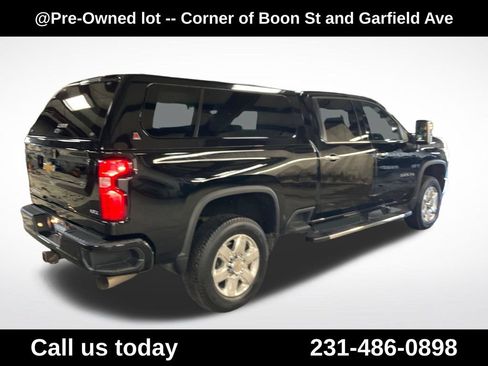 Used 2022 Chevrolet Silverado 3500 LTZ w/ Z71 Chrome Sport Edition AWD/4WD image 5