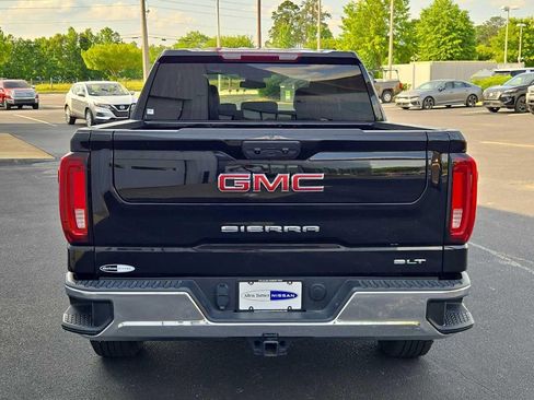Used 2025 GMC Sierra 1500 SLT AWD/4WD image 7