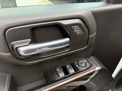 Used 2023 Chevrolet Silverado 2500 LT w/ Convenience Package image 20