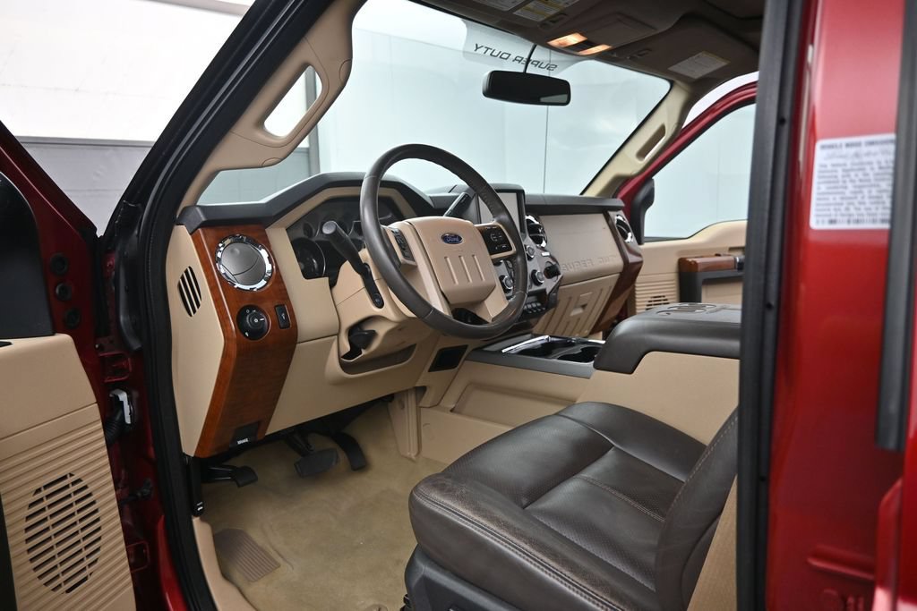 Used 2016 Ford F350 King Ranch w/ FX4 Off-Road Package AWD/4WD image 11