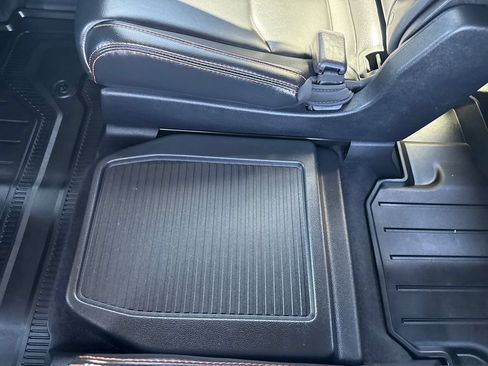 Certified 2025 Honda Pilot TrailSport image 24