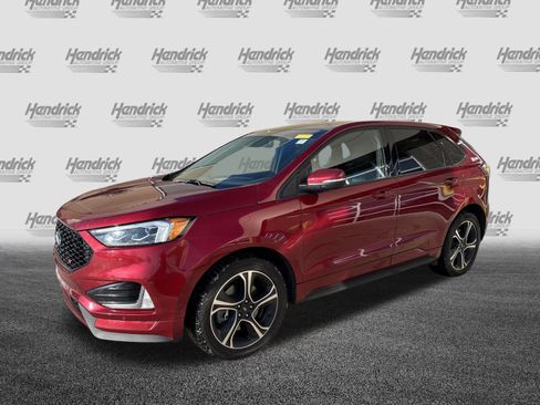 Used 2019 Ford Edge ST w/ Equipment Group 401A image 5