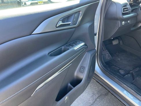 New 2025 Chevrolet Traverse LT w/ LPO, Floor Liner Package image 22