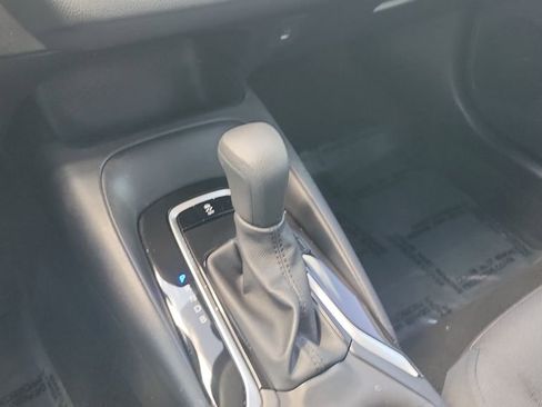 Certified 2025 Toyota Corolla LE FWD image 15