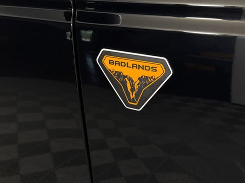 Used 2025 Ford Bronco Badlands AWD/4WD image 33