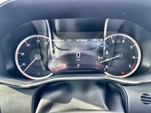 Used 2021 Jaguar F-PACE S image 24