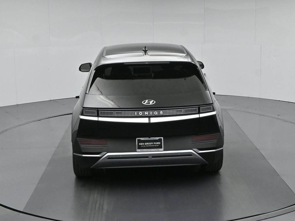 Used 2022 Hyundai Ioniq 5 SEL RWD image 38