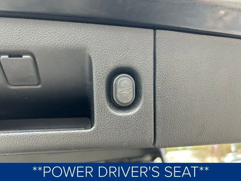 Used 2020 GMC Yukon Denali image 9