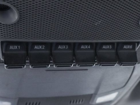 Used 2019 Ford F550 2WD Regular Cab Super Duty image 27