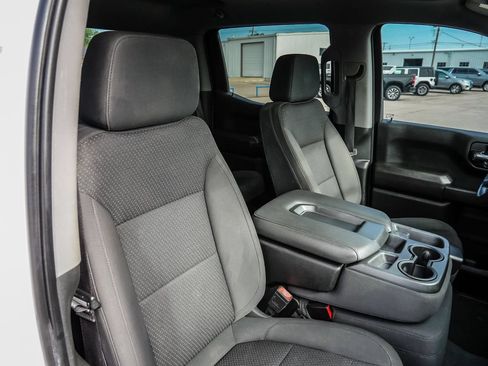 Used 2022 Chevrolet Silverado 1500 Custom RWD image 17