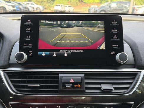 Used 2020 Honda Accord Sport image 6