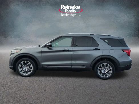 Used 2025 Ford Explorer Platinum image 9