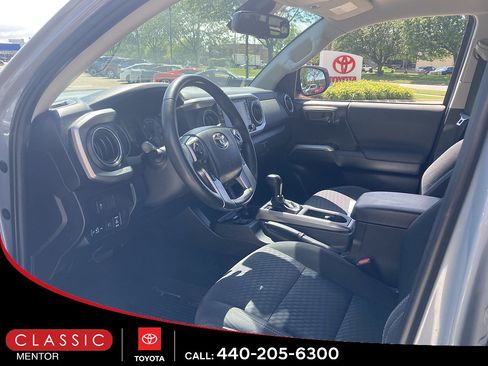 Used 2021 Toyota Tacoma SR5 w/ Trail Edition AWD/4WD image 2