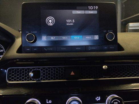 Used 2022 Honda Civic LX image 25
