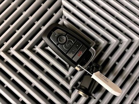 Used 2024 Ford Expedition Max Limited image 12