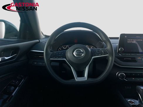 Used 2021 Nissan Altima 2.5 SV image 27