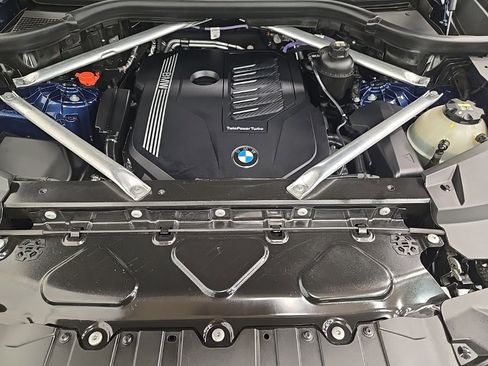 Used 2021 BMW X5 xDrive40i w/ Convenience Package image 12