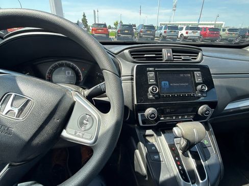 Used 2017 Honda CR-V LX image 9