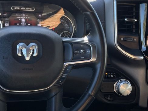 Used 2024 RAM 1500 Laramie image 14