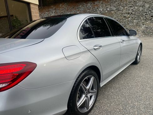 Used 2020 Mercedes-Benz E 350 4MATIC Sedan image 36